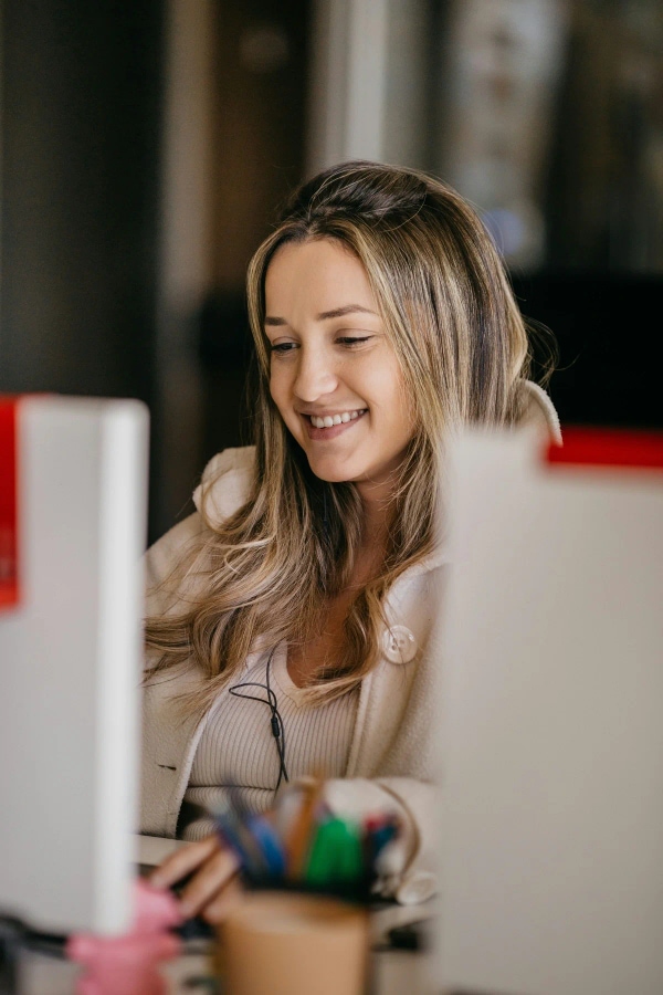 Strategic cost and satisfaction optimization