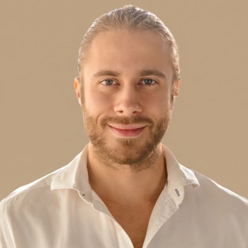 António S