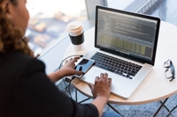 How to hire the right independent mobile app developers for your project